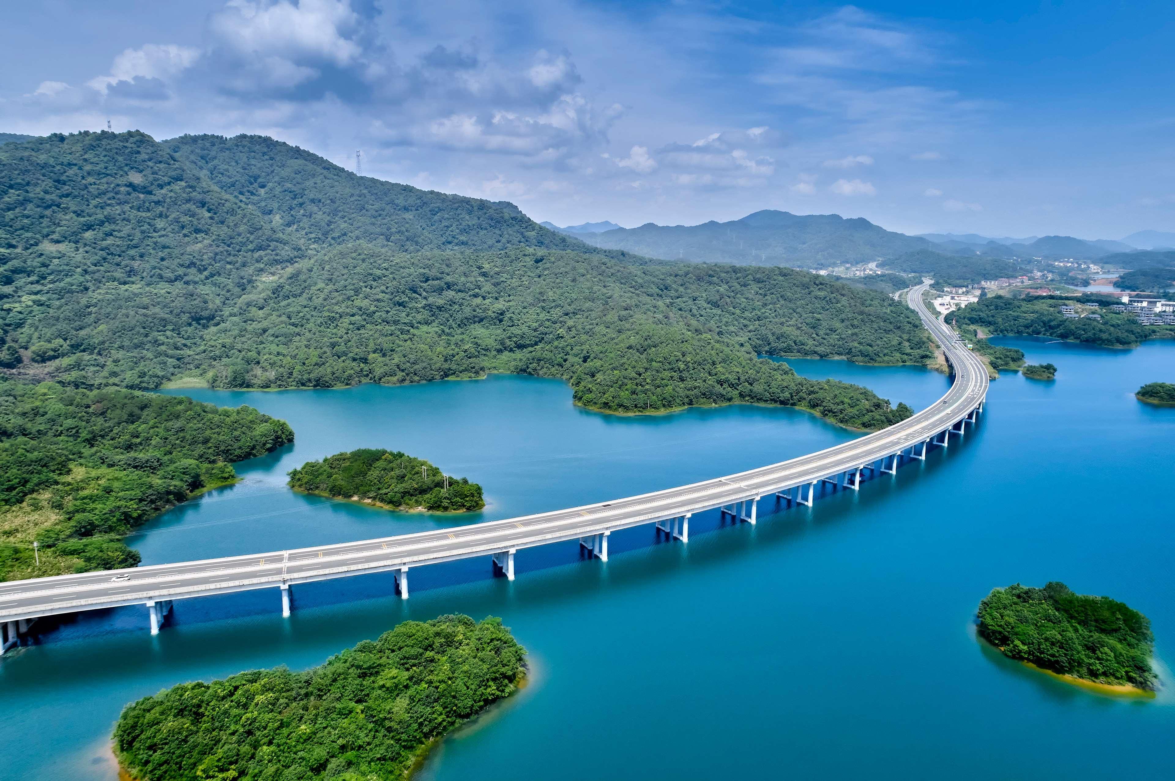 Lushan West Sea Resort, Curio Collection By Hilton Jiujiang  Екстериор снимка