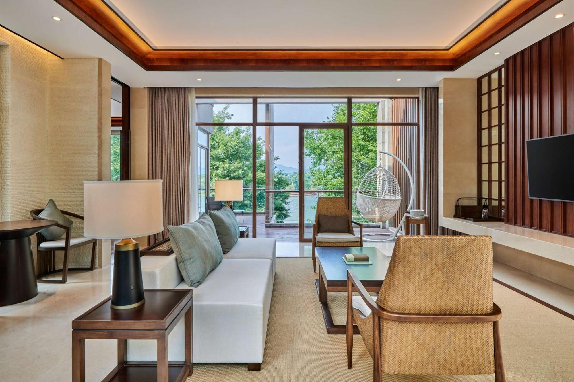 Lushan West Sea Resort, Curio Collection By Hilton Jiujiang  Екстериор снимка